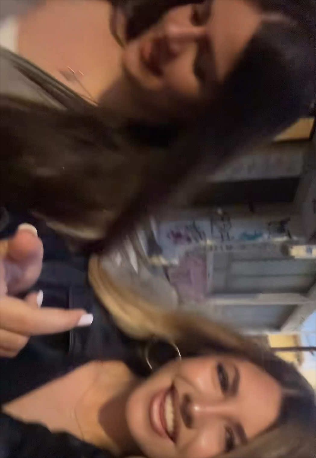 @ℰ𝒾𝓇𝒾𝓃𝒾 𝒩𝓉ℴ𝓋𝒶
