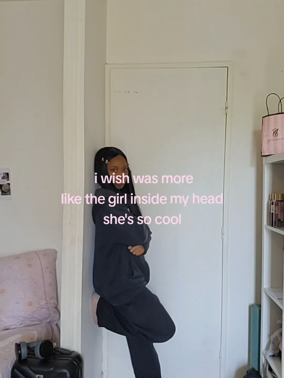 @𝑳𝒊𝒗 🪽