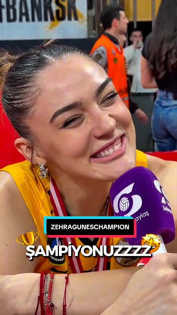 @Zehra Gunes FANPAGE