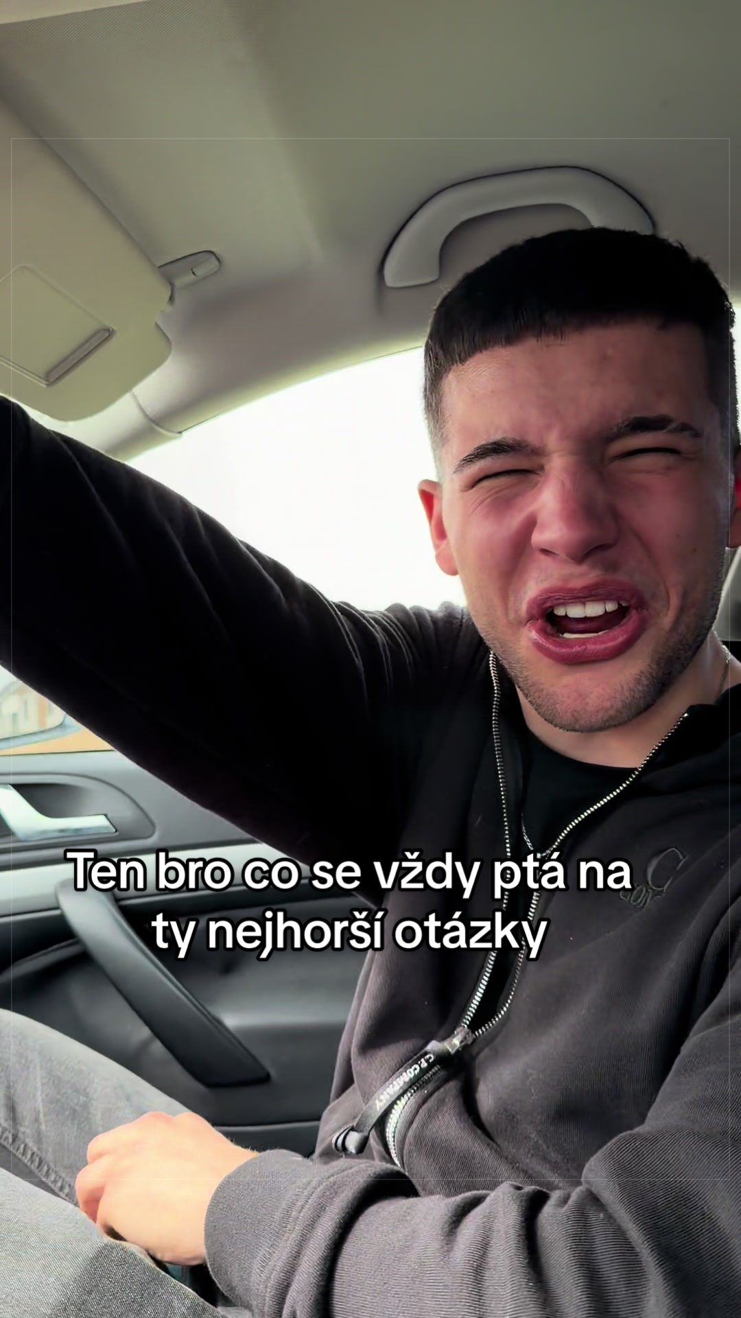 @DOMOVN&Iacute; BRATŘI👑
