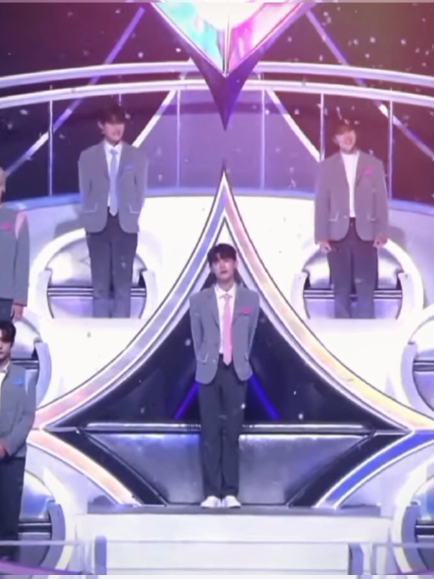 @๐ฎ