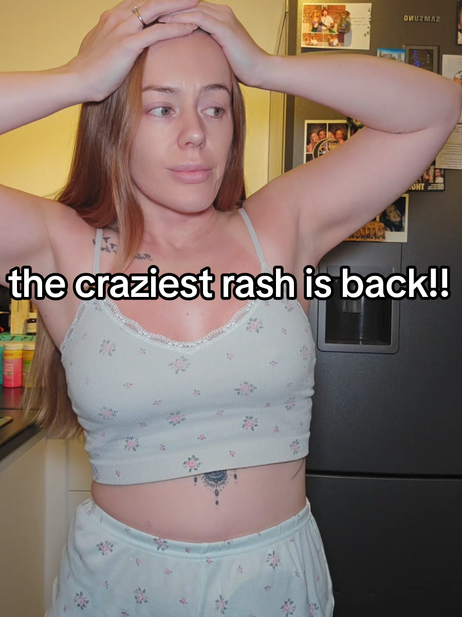 @CharAndHerBag 🤍