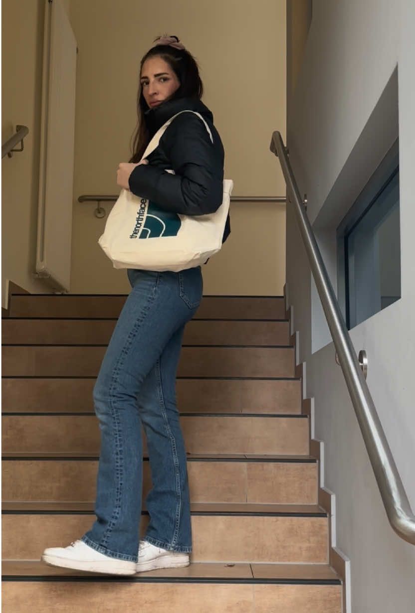 @anoceanbetweenus