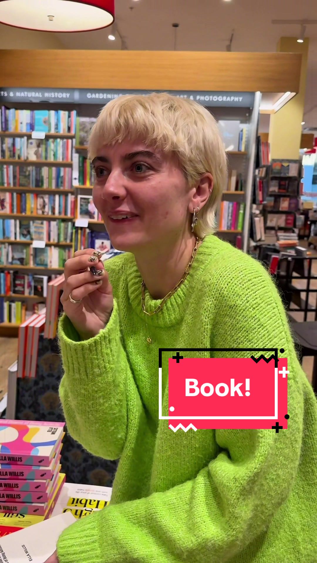 @Ella | Author & Creator