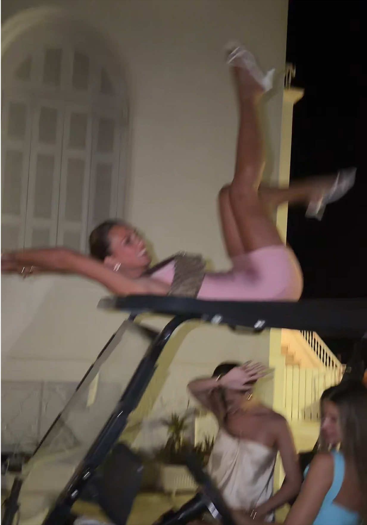 @billiehollywood