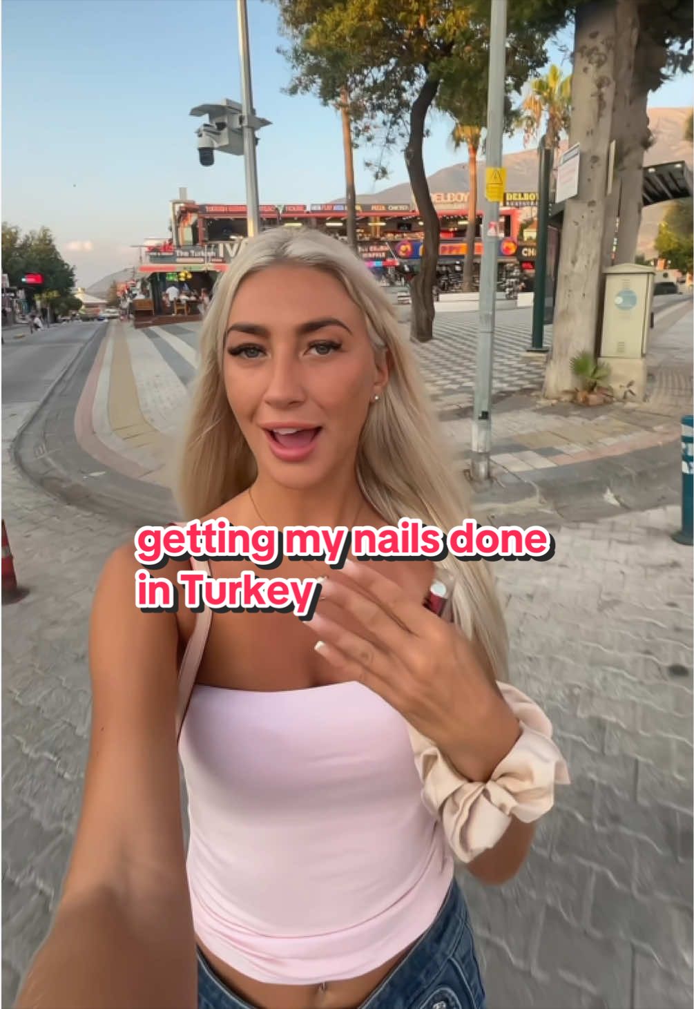 @laurenvinee