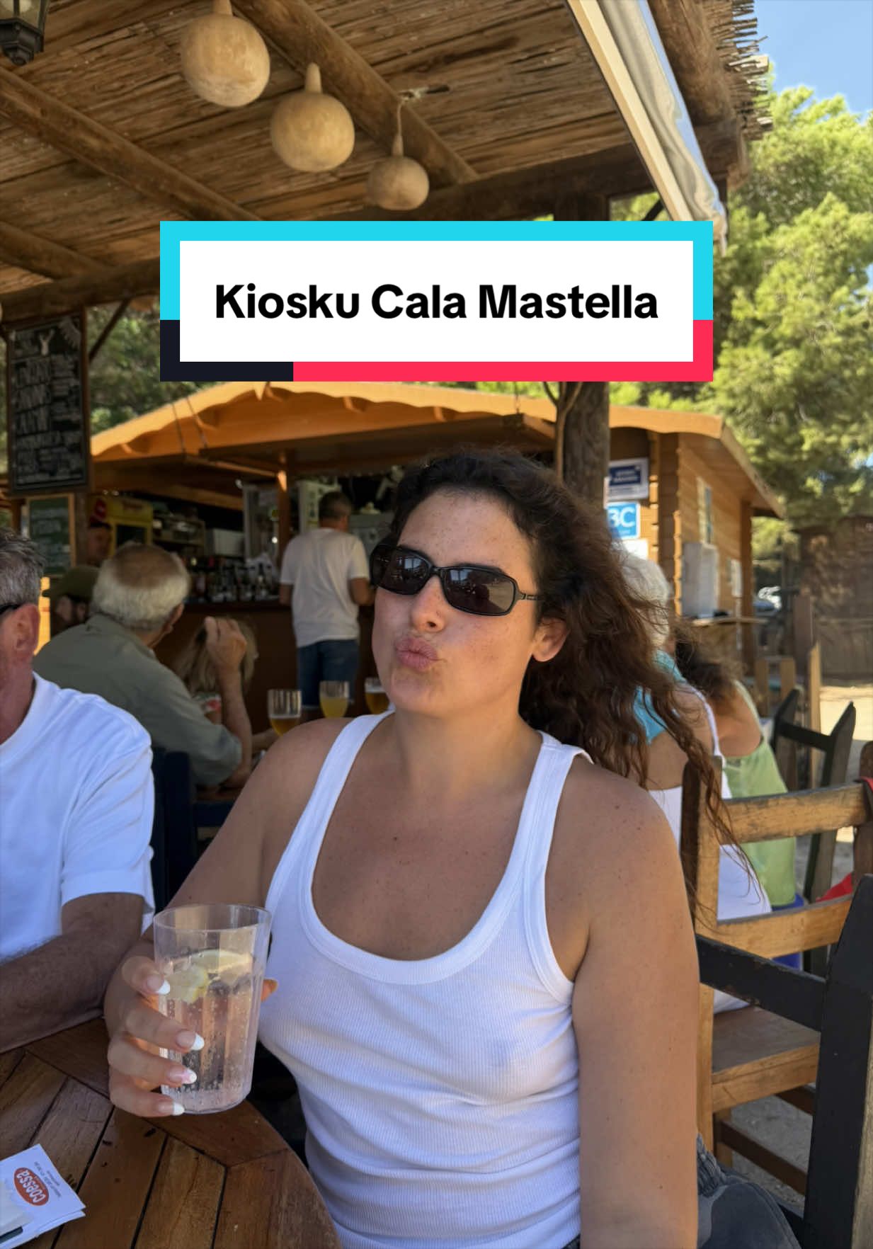 @laakarol