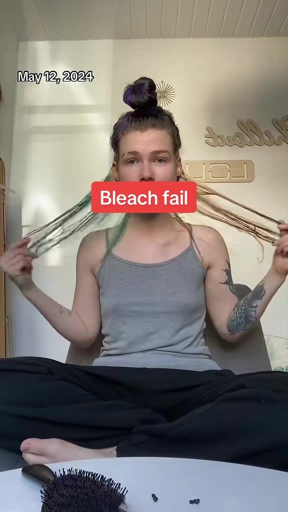 @Chriss