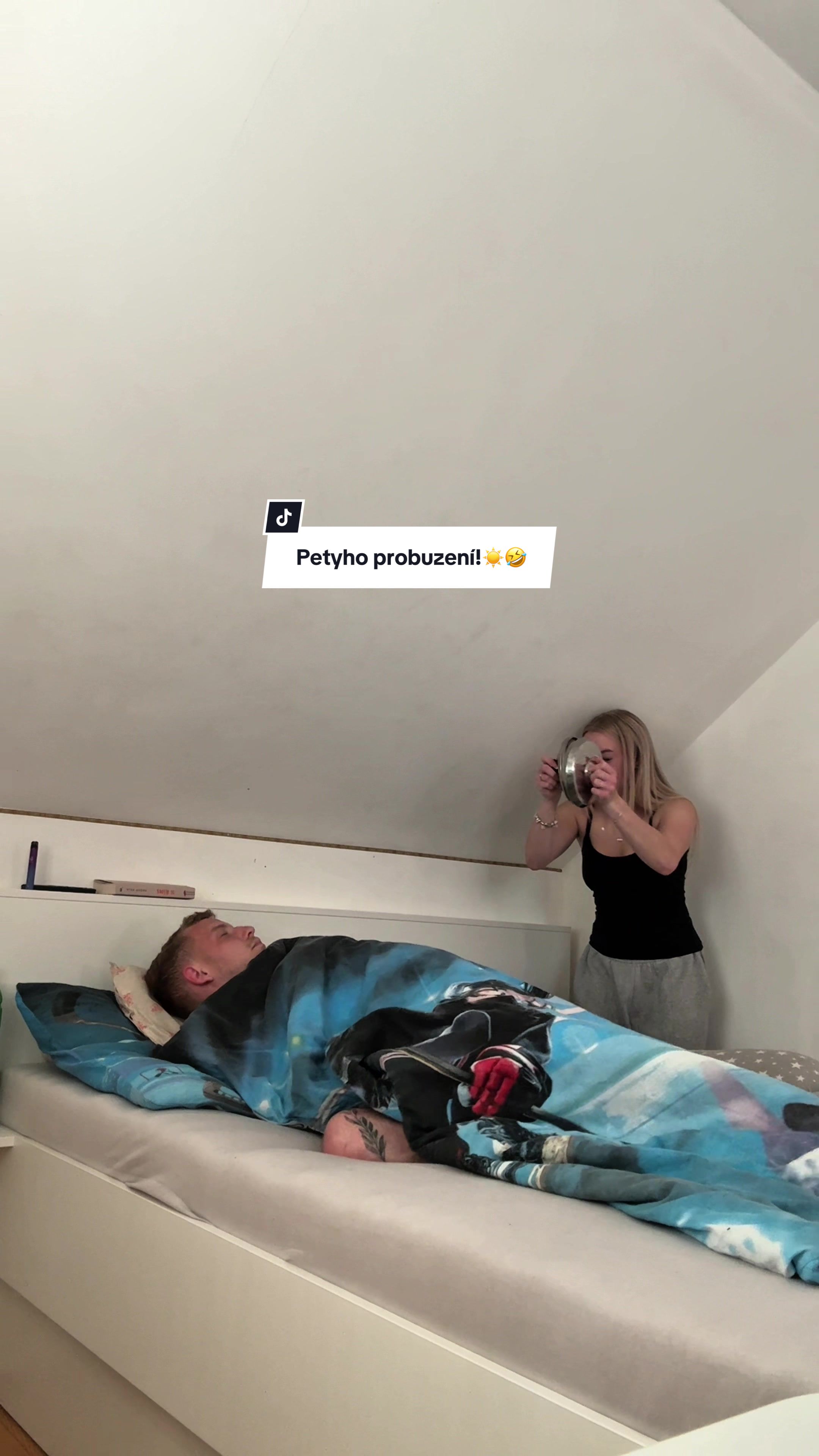 @nellyapetaa