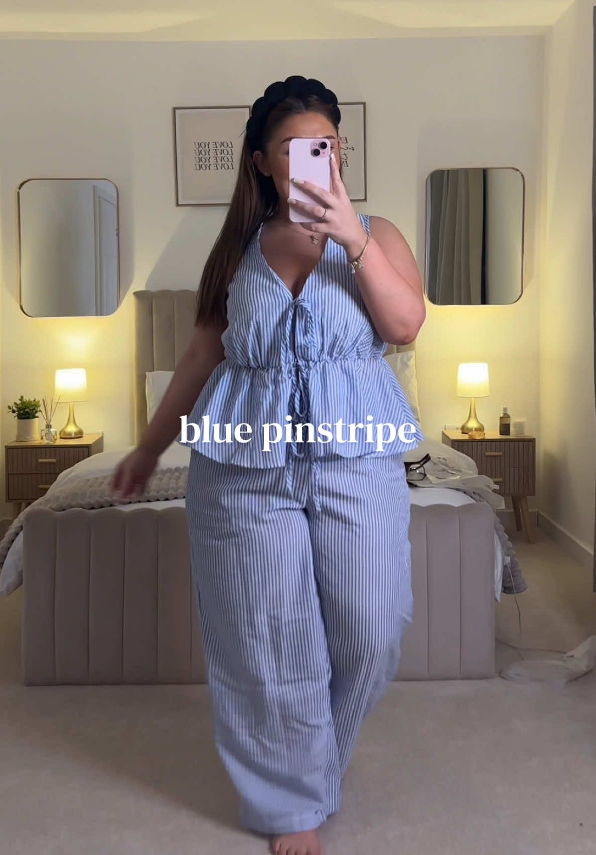 @findsbymols