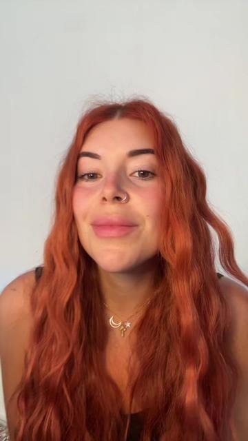 @Laura Riri