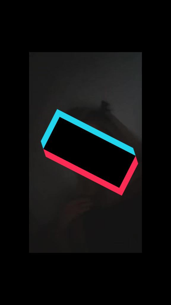 @ℳ🩶🐘