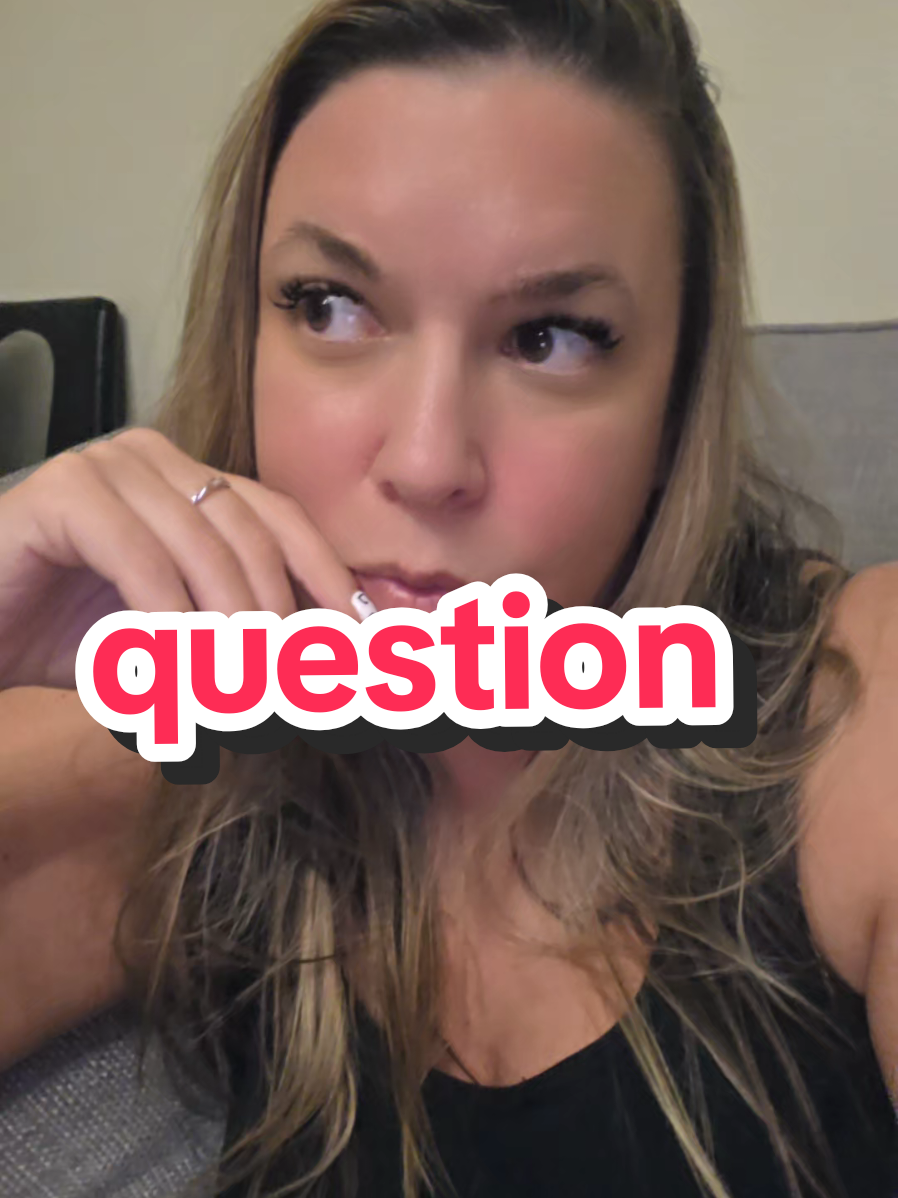 @maisielew09