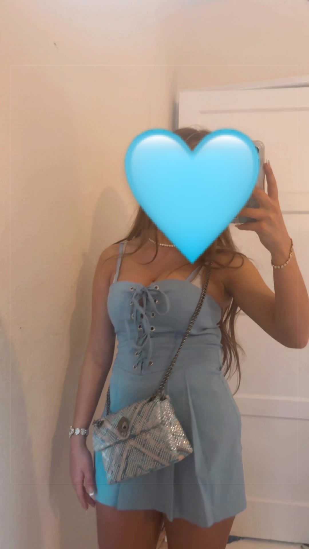 @𝐍𝐢𝐤𝐢𝐭𝐚🤍