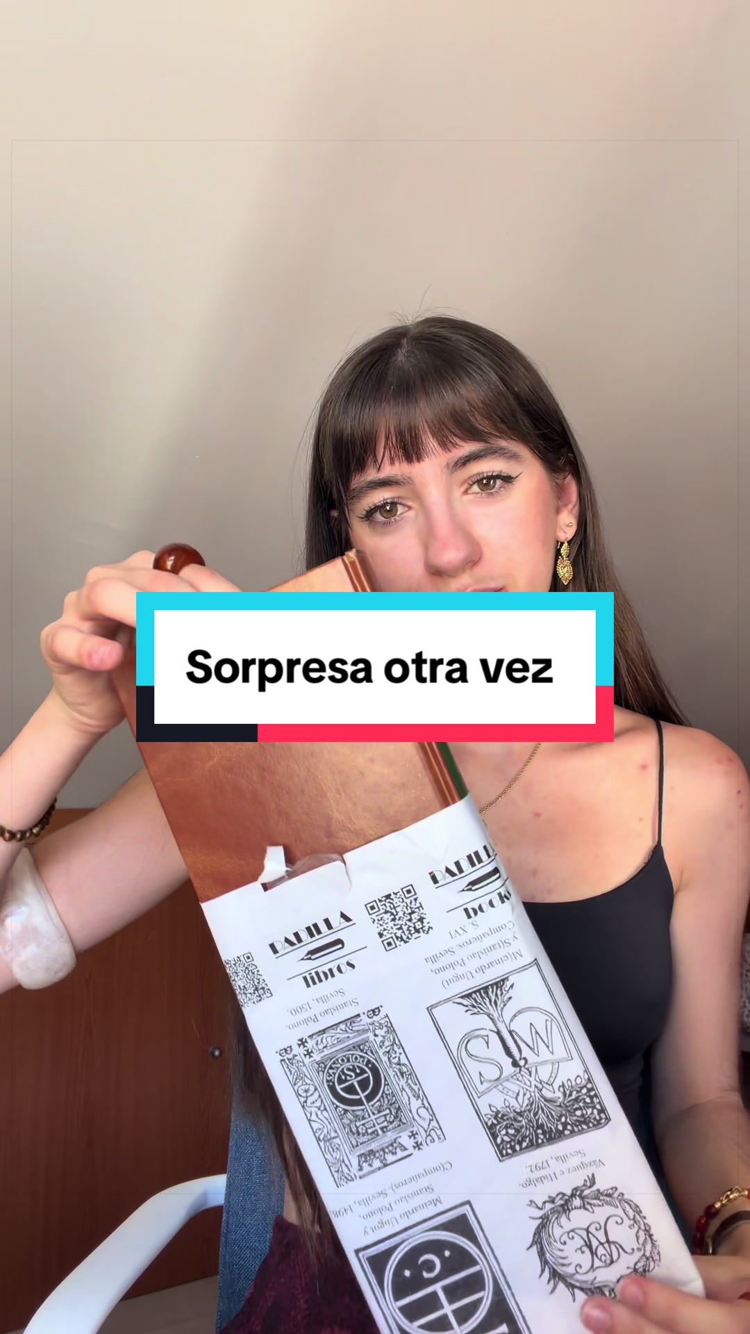 @María