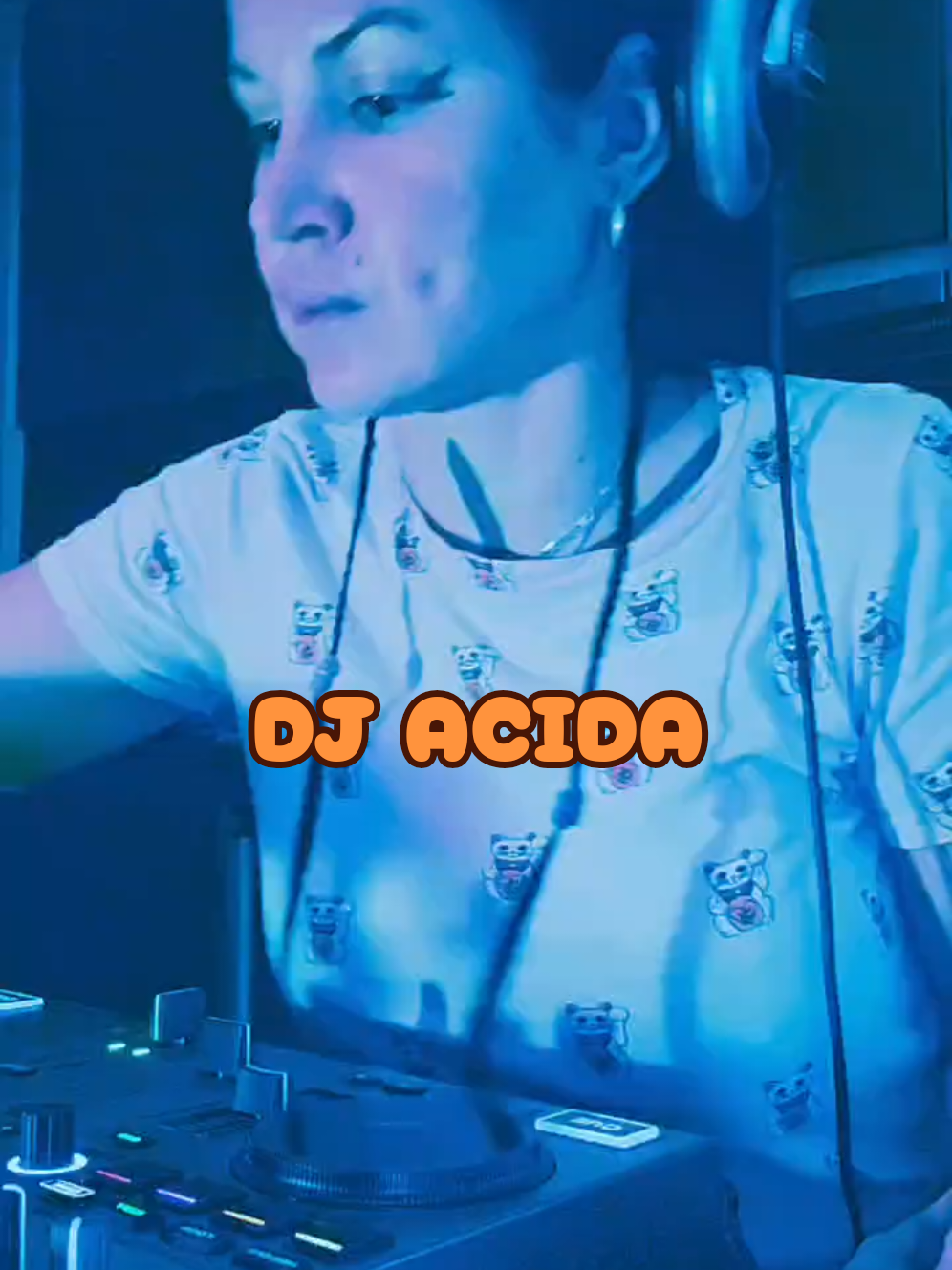 @ACIDAGIRL