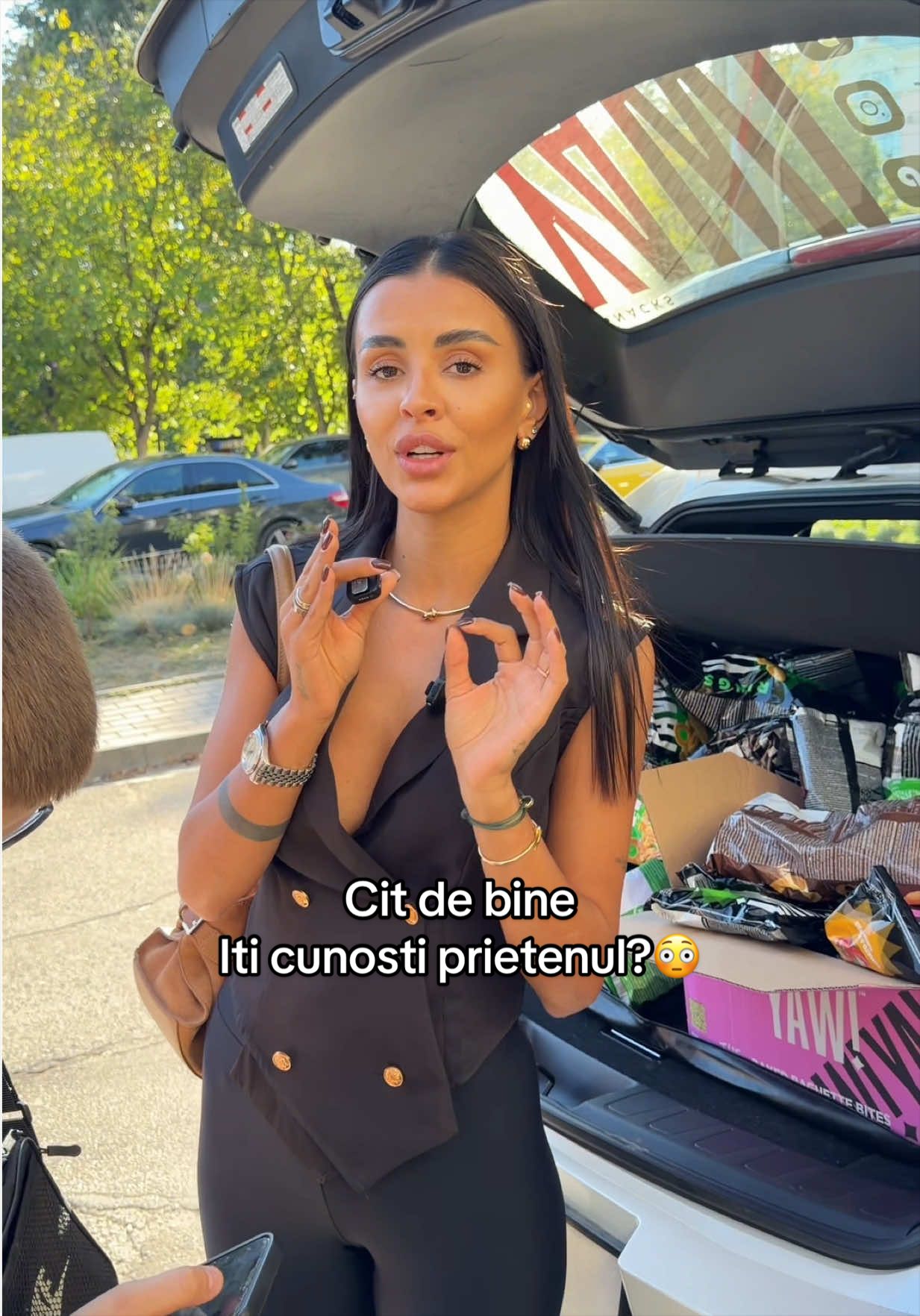 @Cristina Buhinbalta