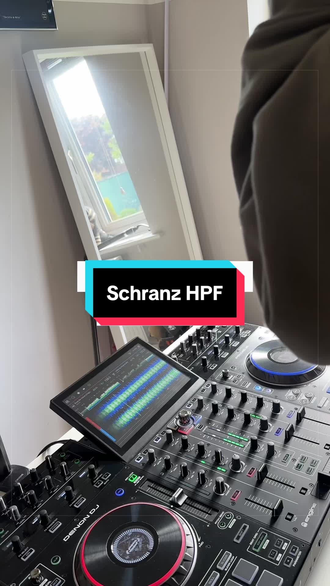 @DJKeoni