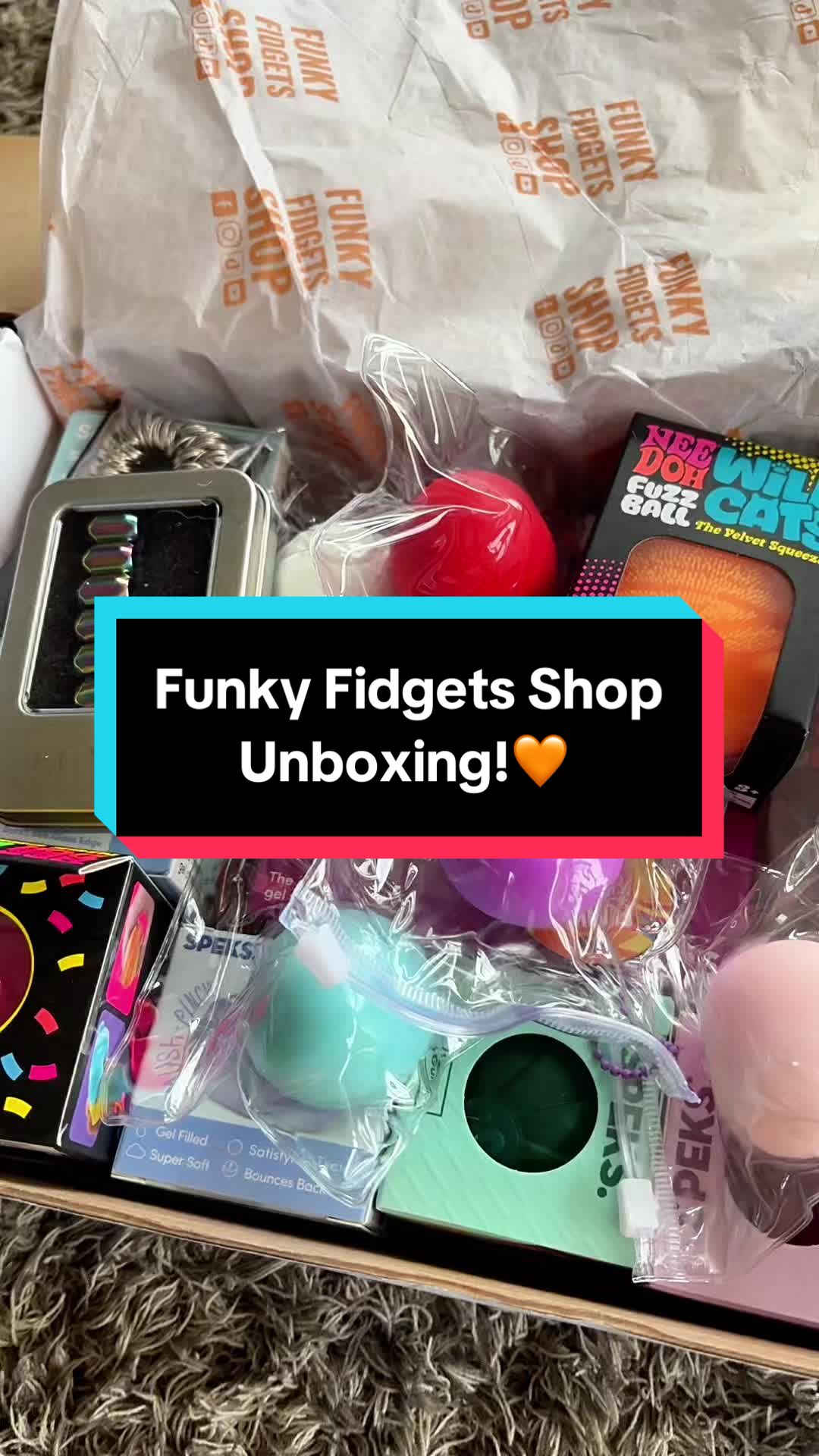 @jodiefidgets