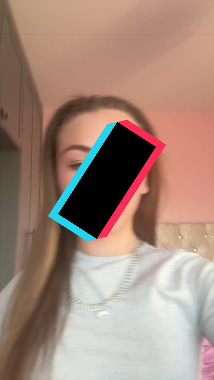 @bella_16xo