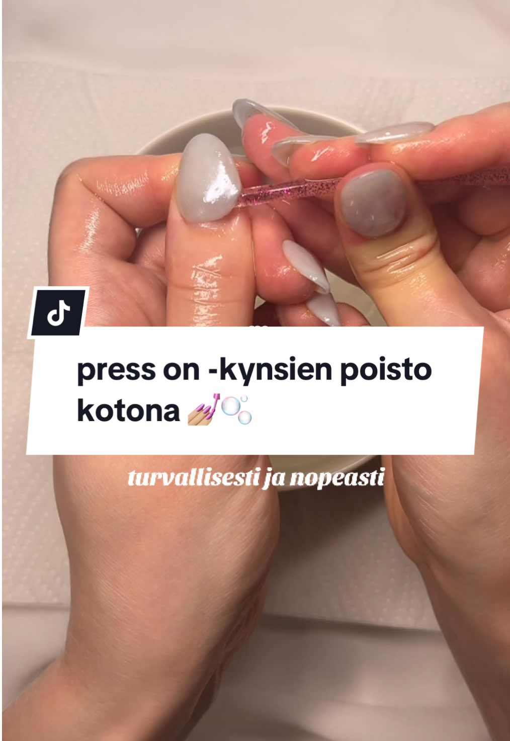 @Skyglow Nails | press on nails