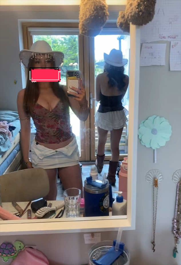 @zanitaxxx