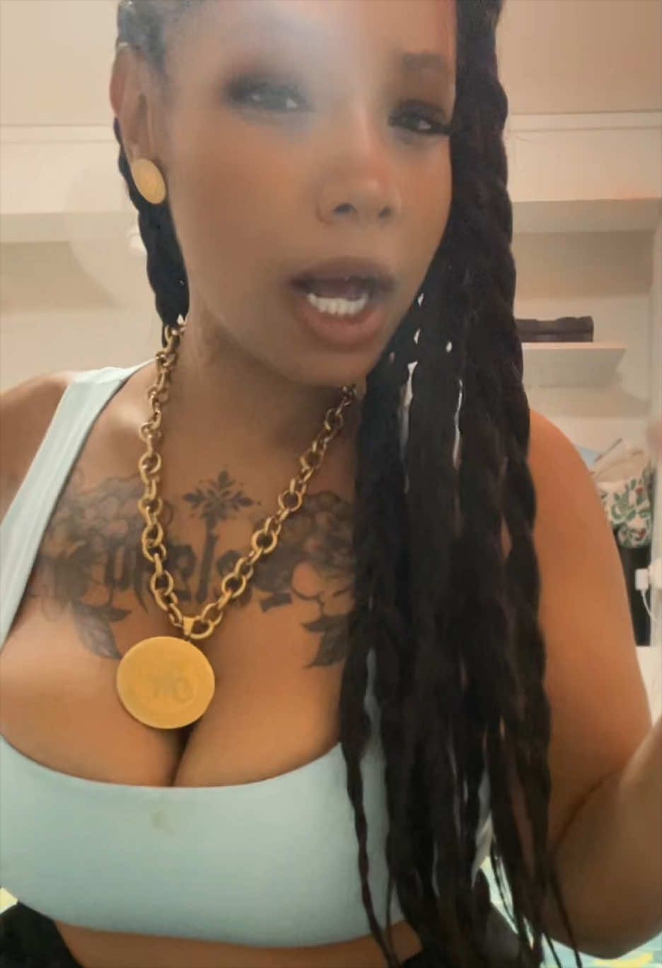 @chanelgvng