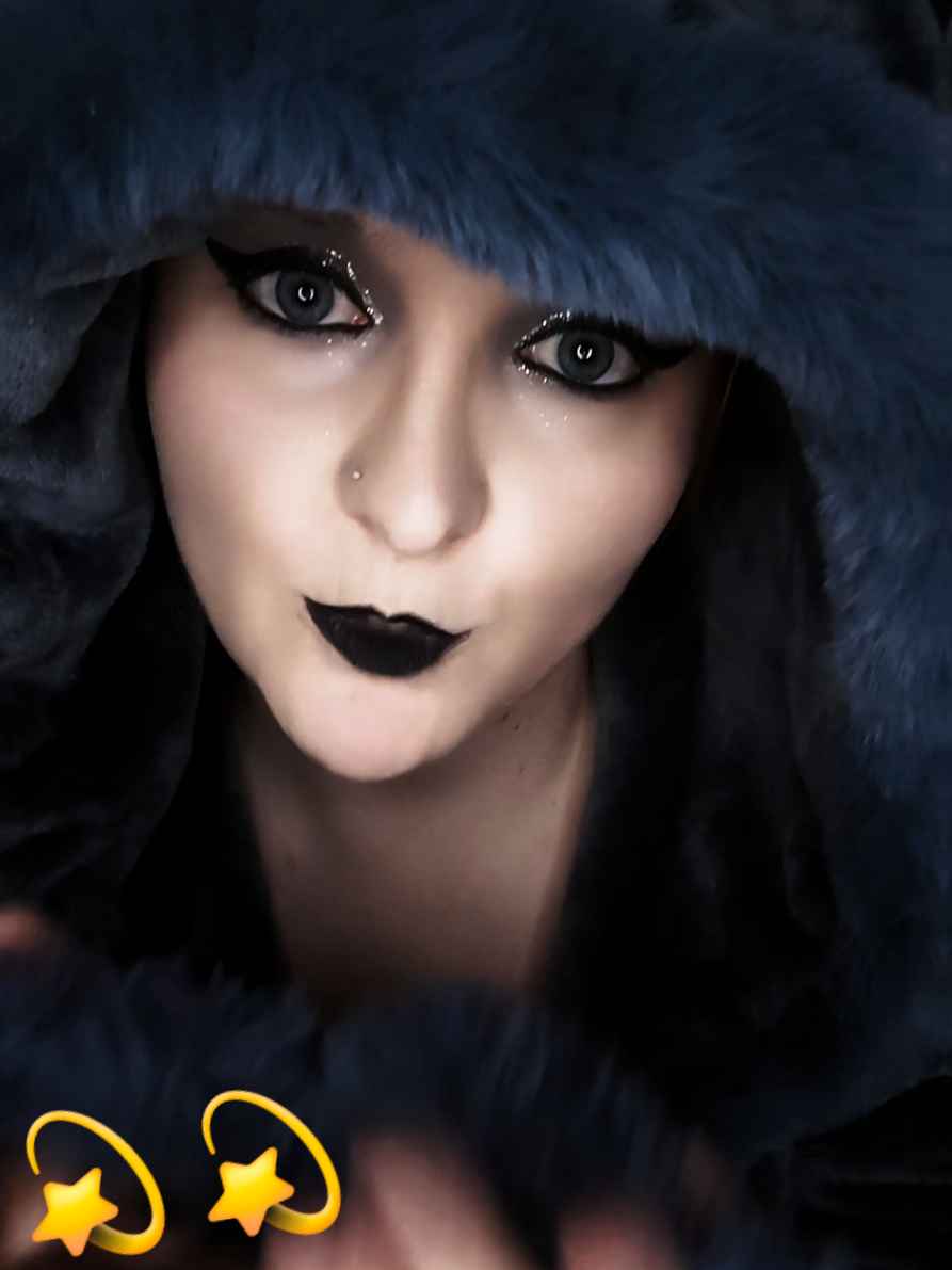 @cazzy_cos