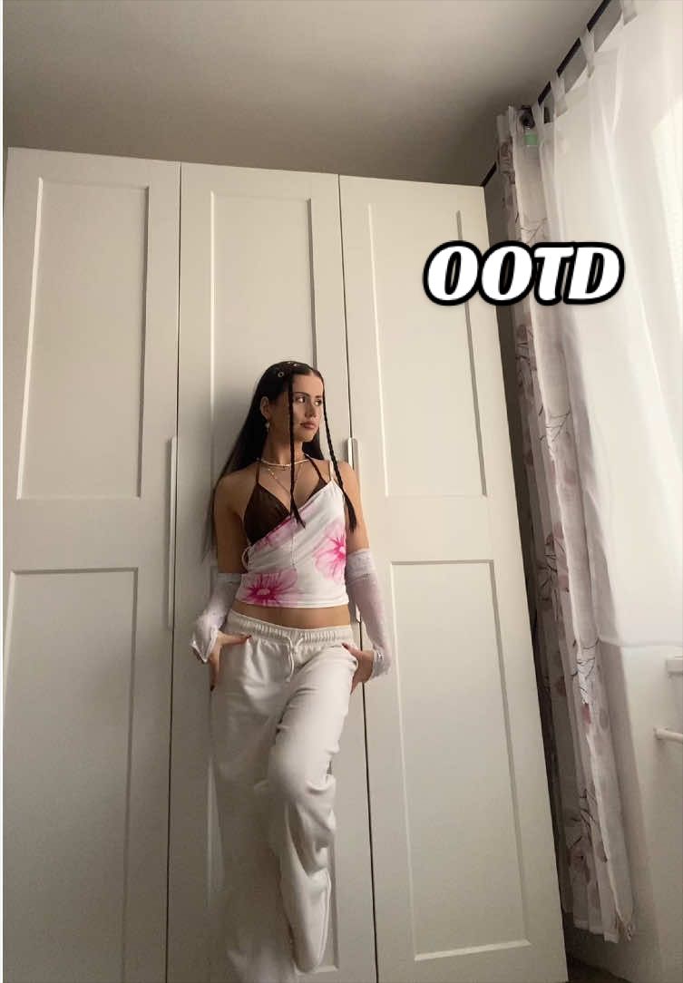 @K E J T R I N