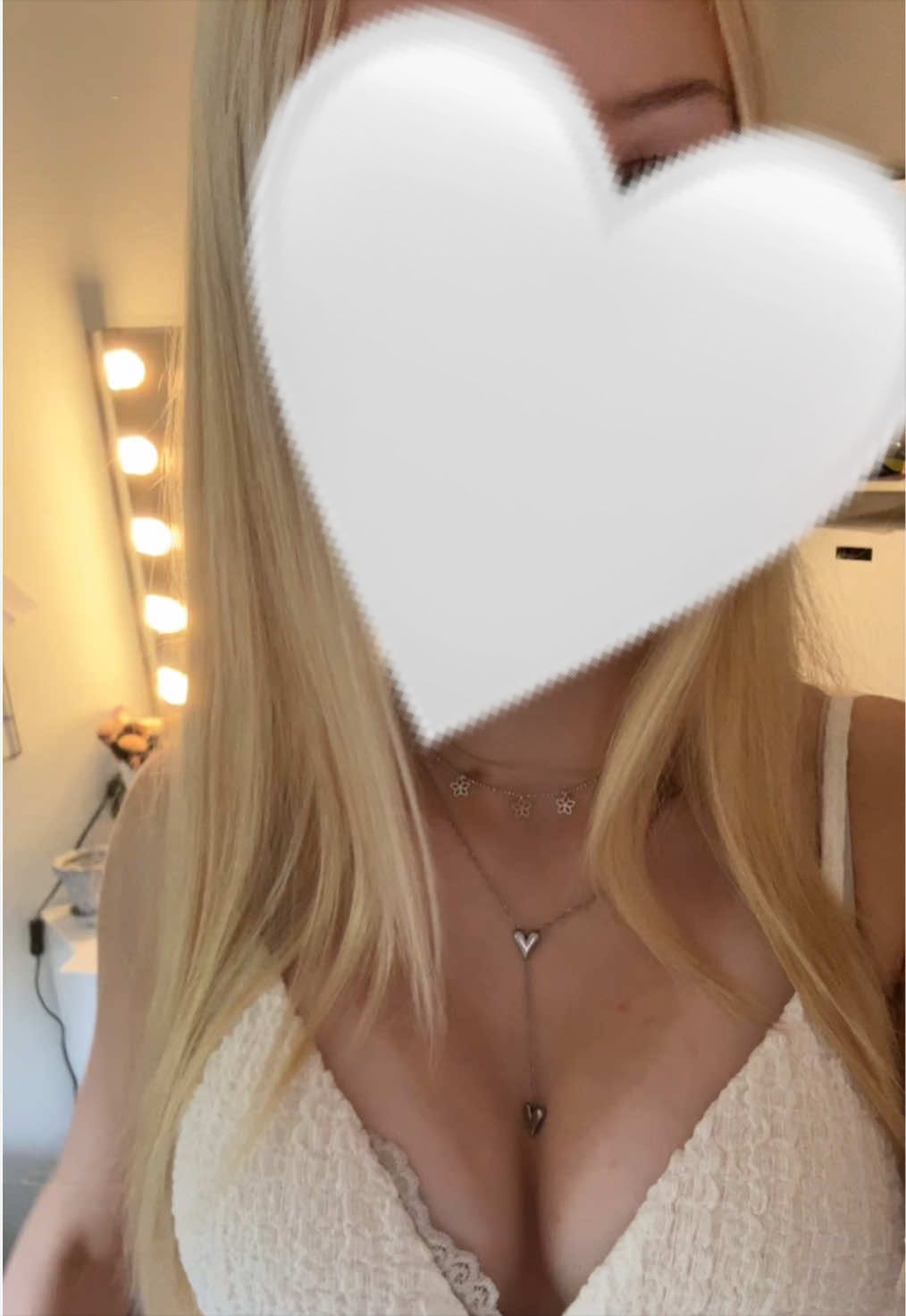 @𝐀𝐥𝐦𝐚🦦💘