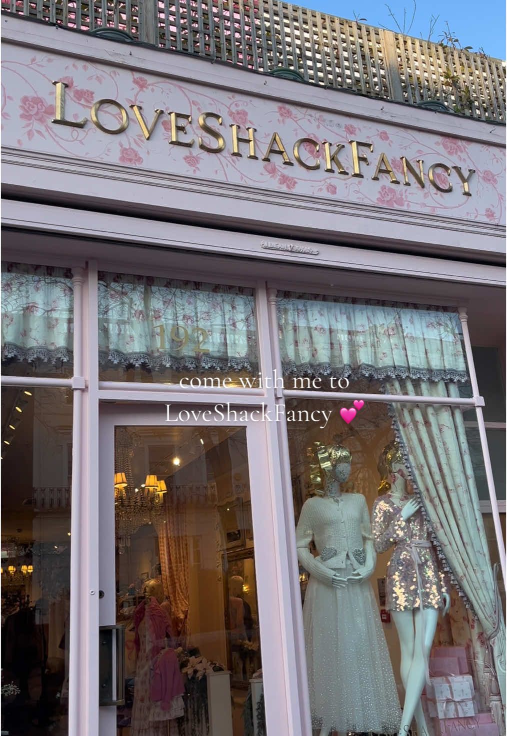 @Halston