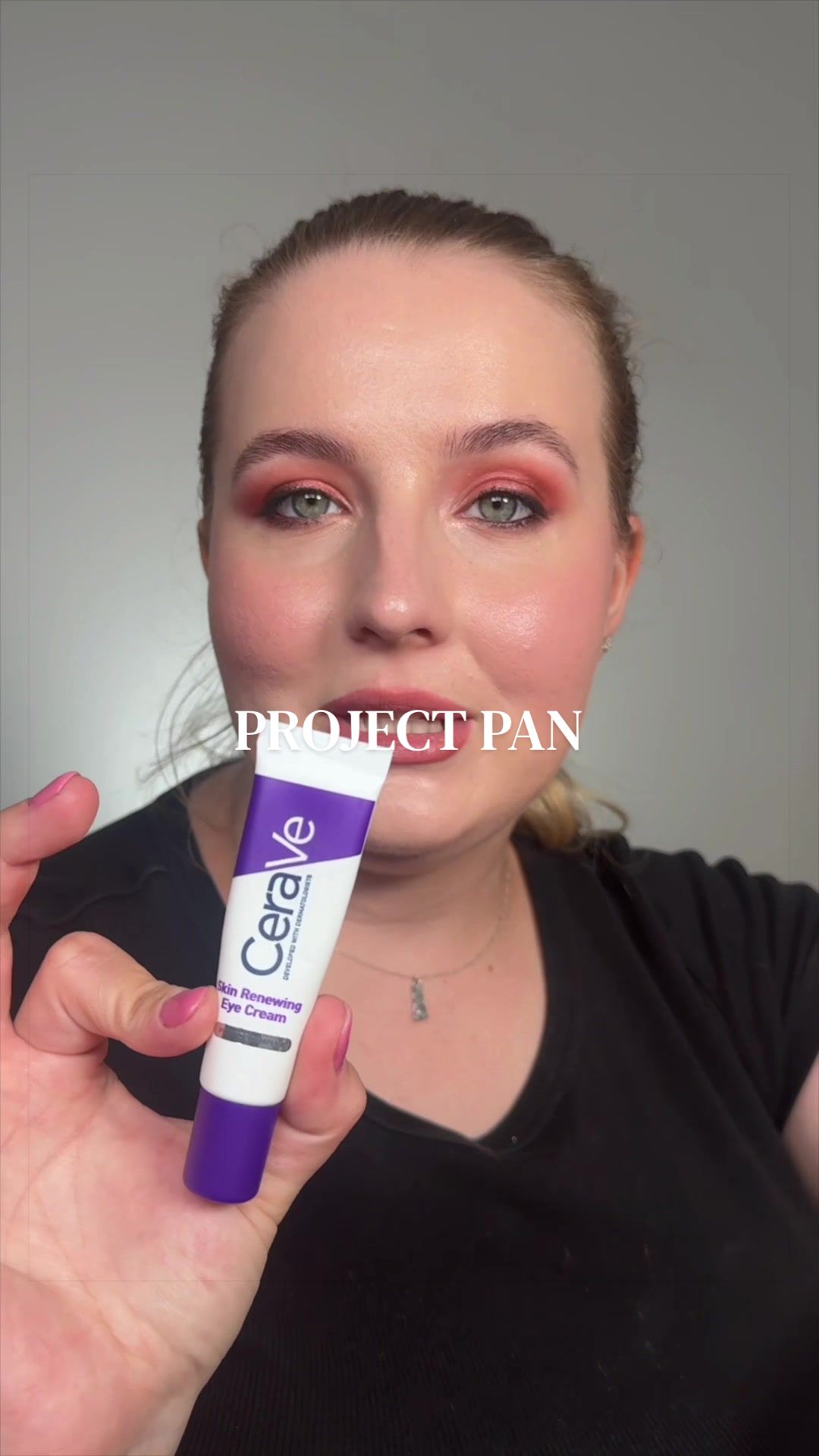 @F&uuml;zi Vikt&oacute;ria Makeup
