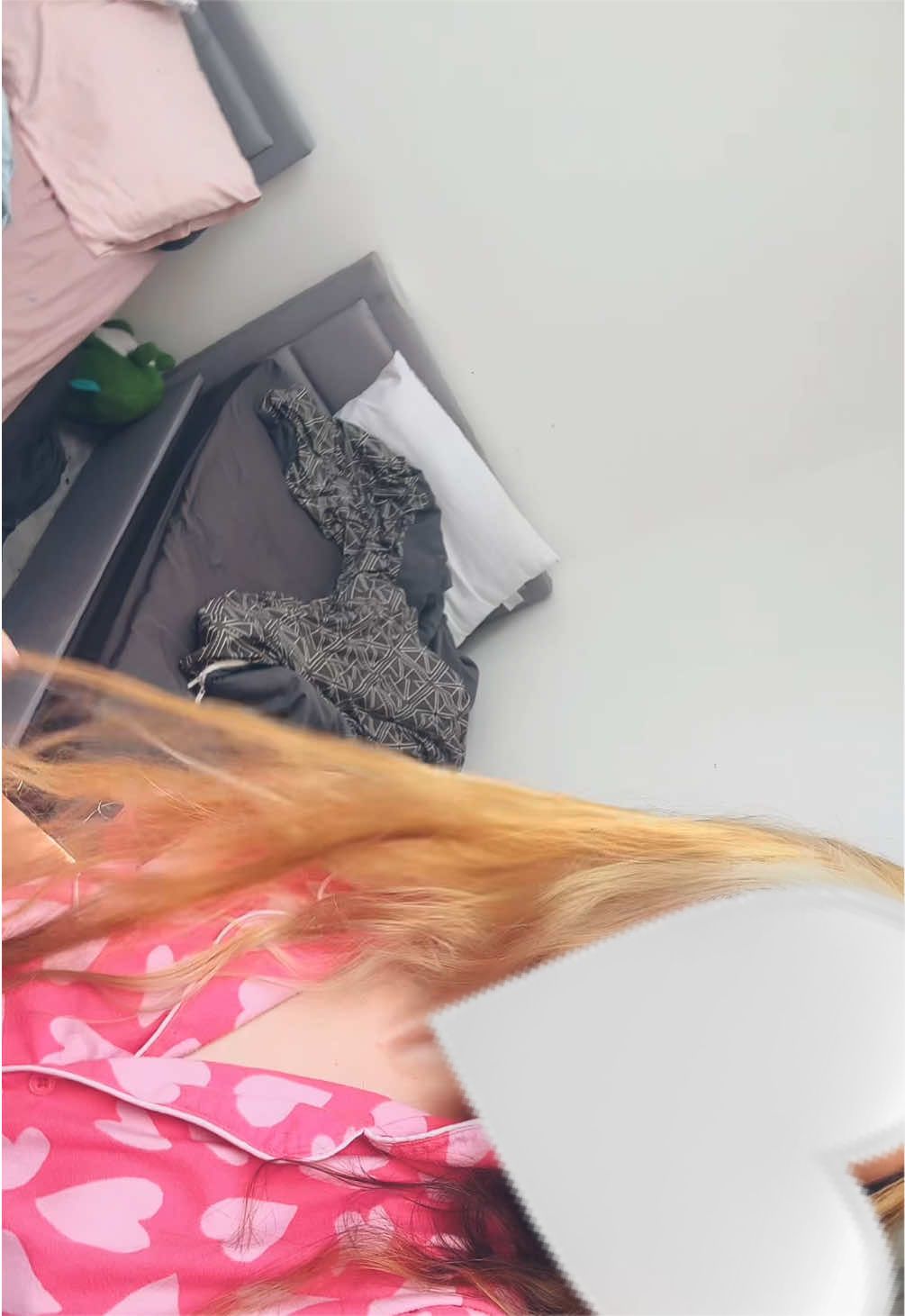@𝐉🪬