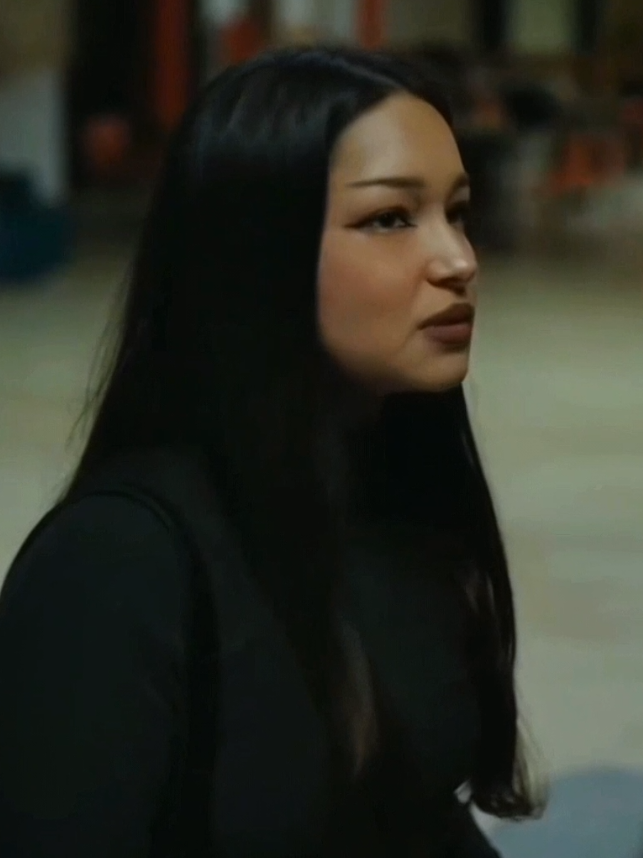 @𝐜𝐫𝐲𝐬𝐭𝐚𝐥