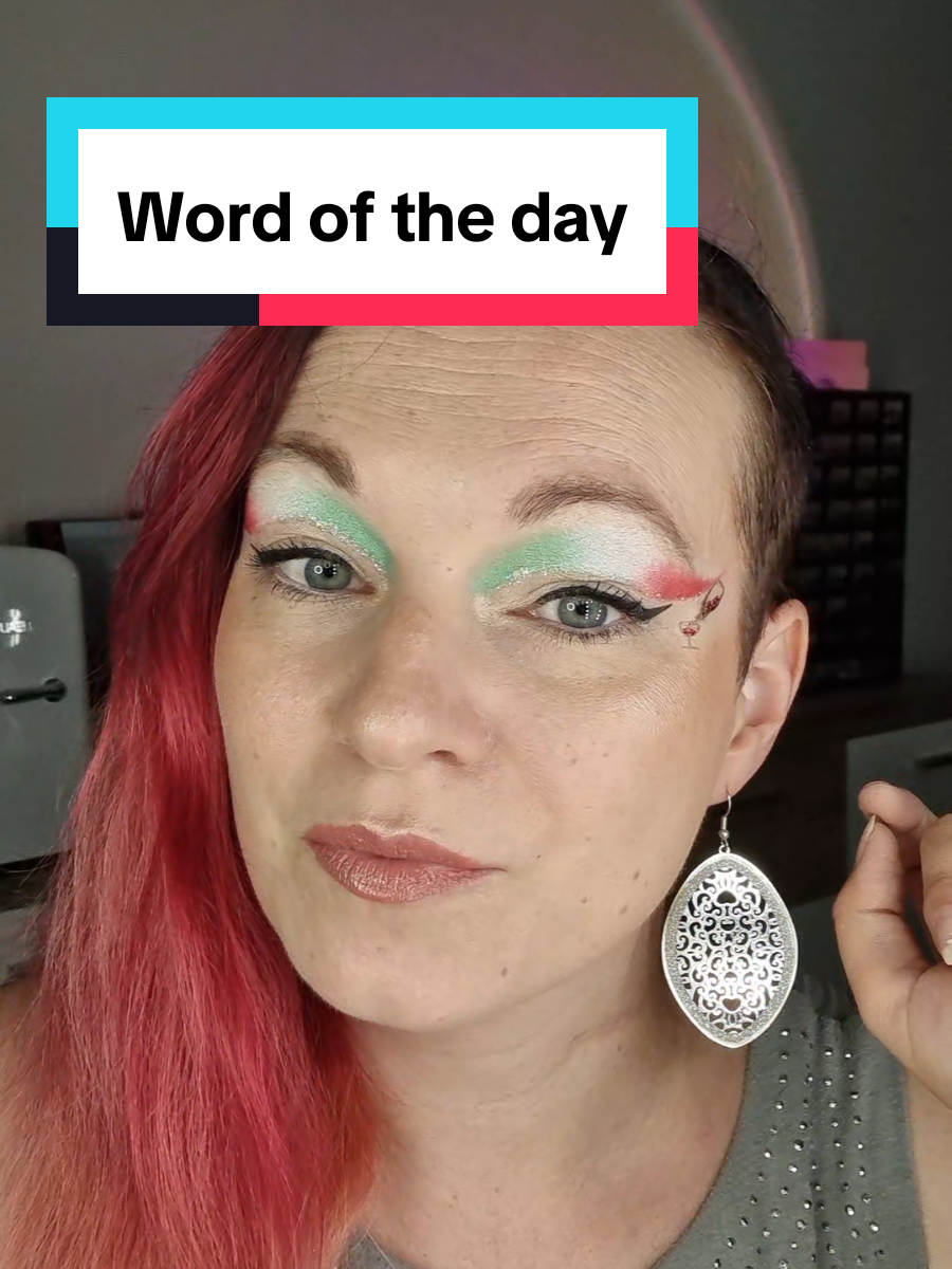 @Makeup_Loving_Lady
