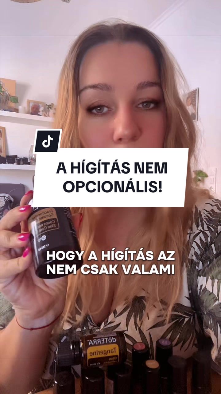 @EsszenciAnya🌺Barna Alexandra