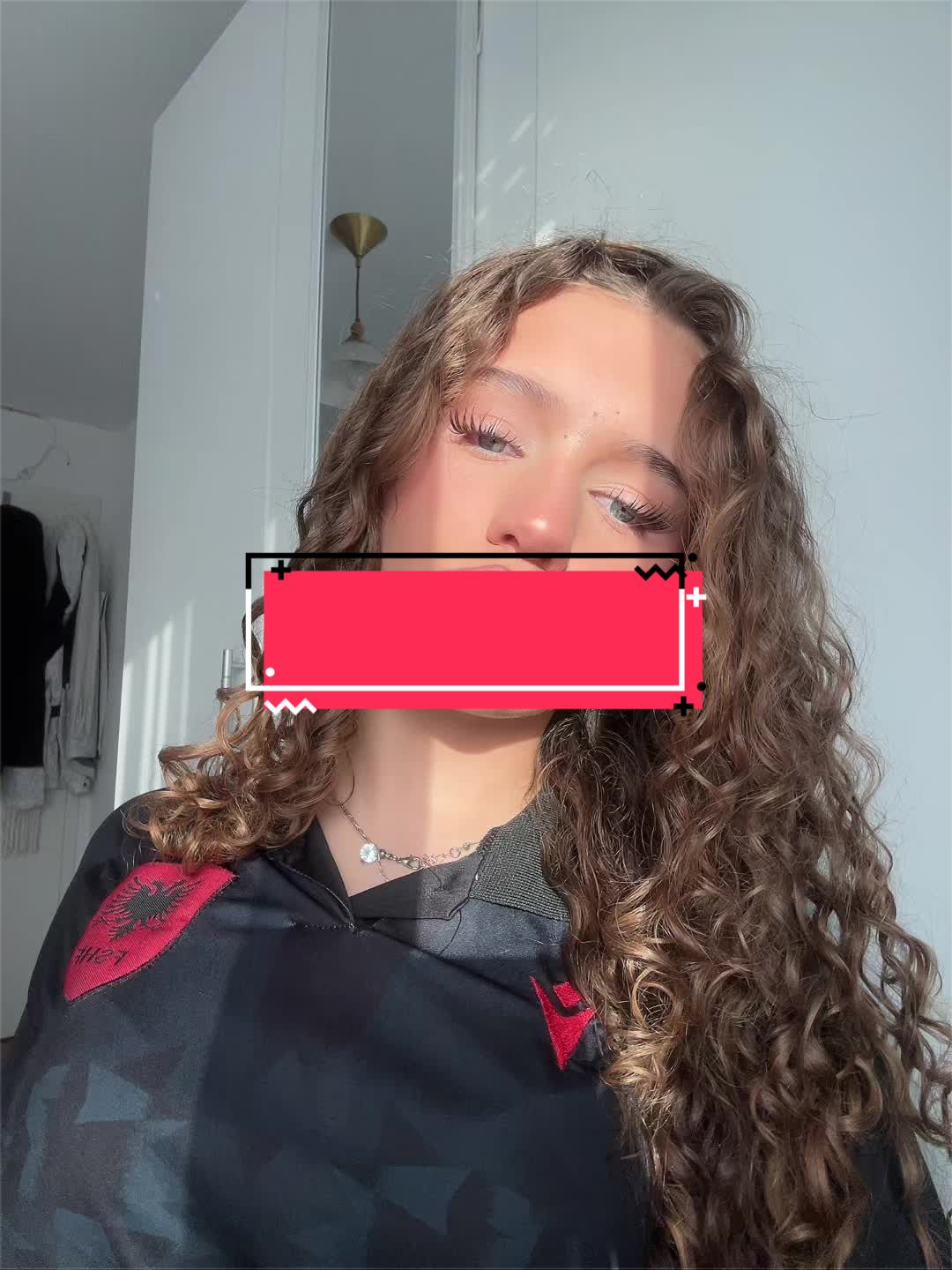 @️