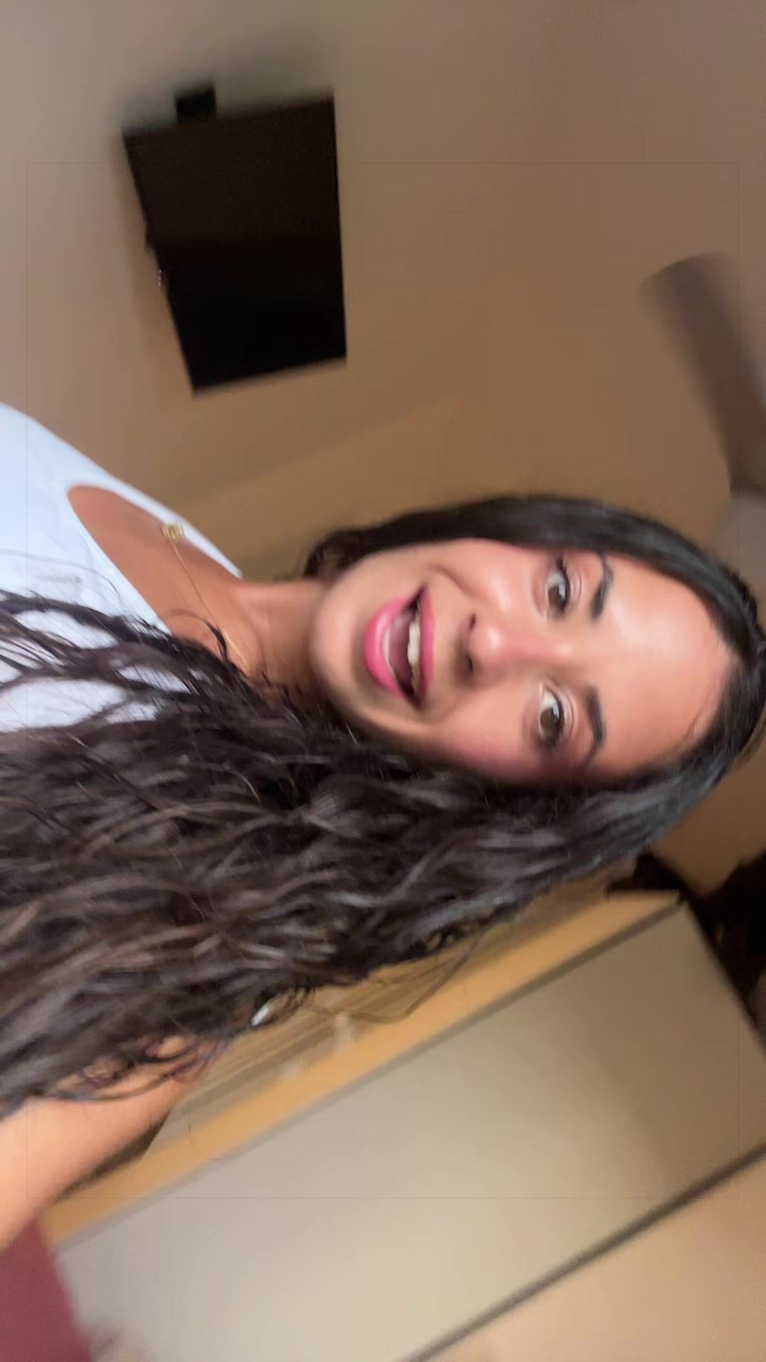 @Ariadna