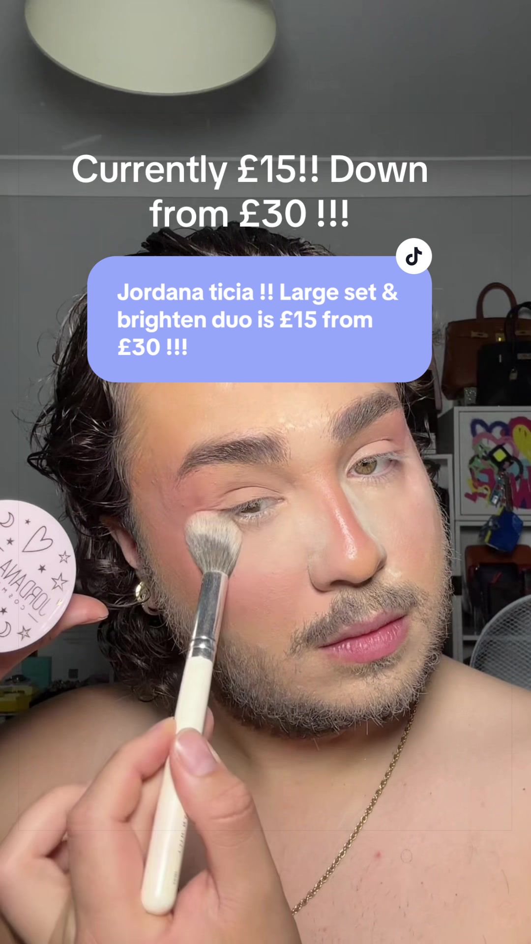 @Alexander James 🇨🇾🏳️&zwj;🌈🇬🇧