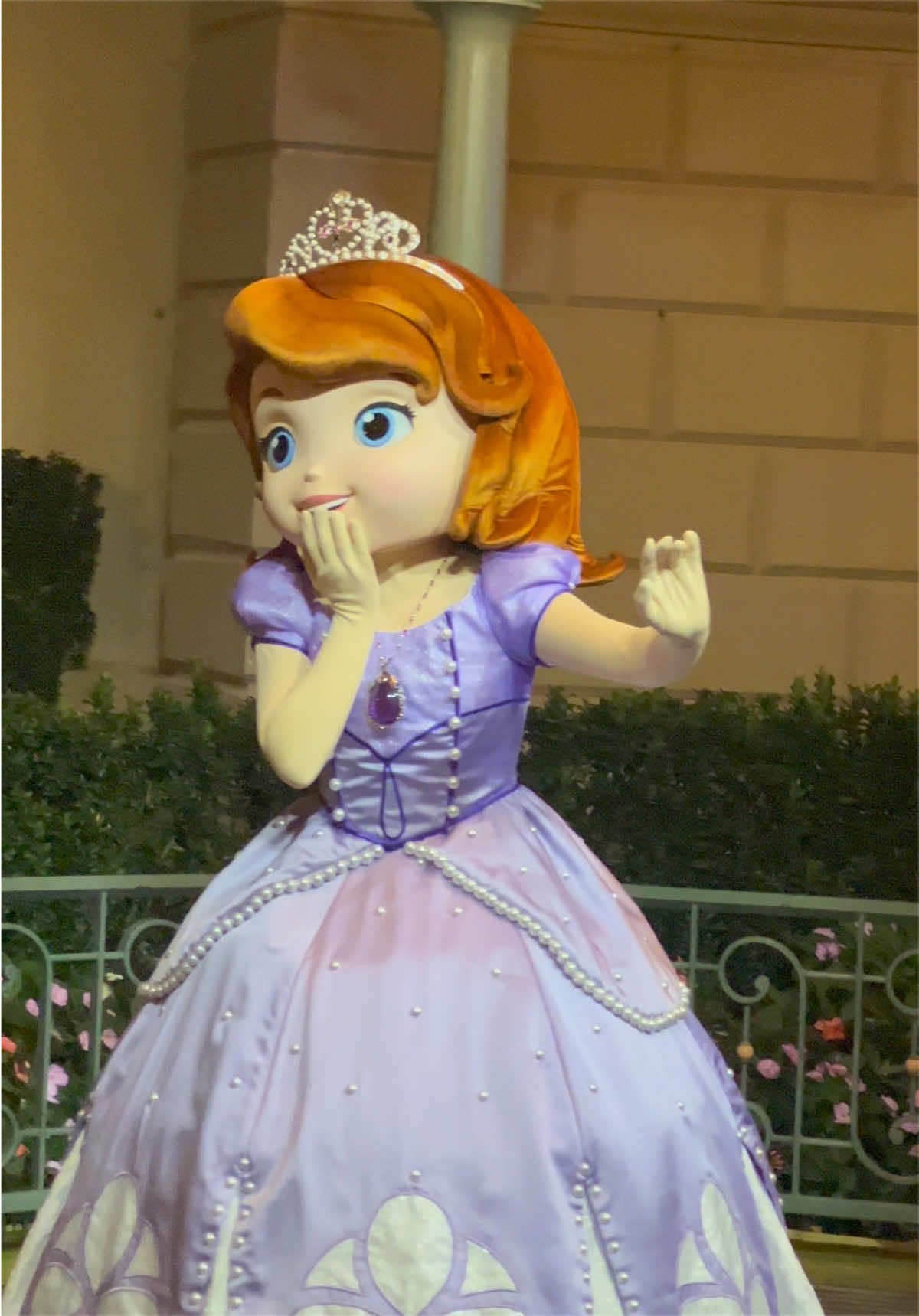 @disneyfamily