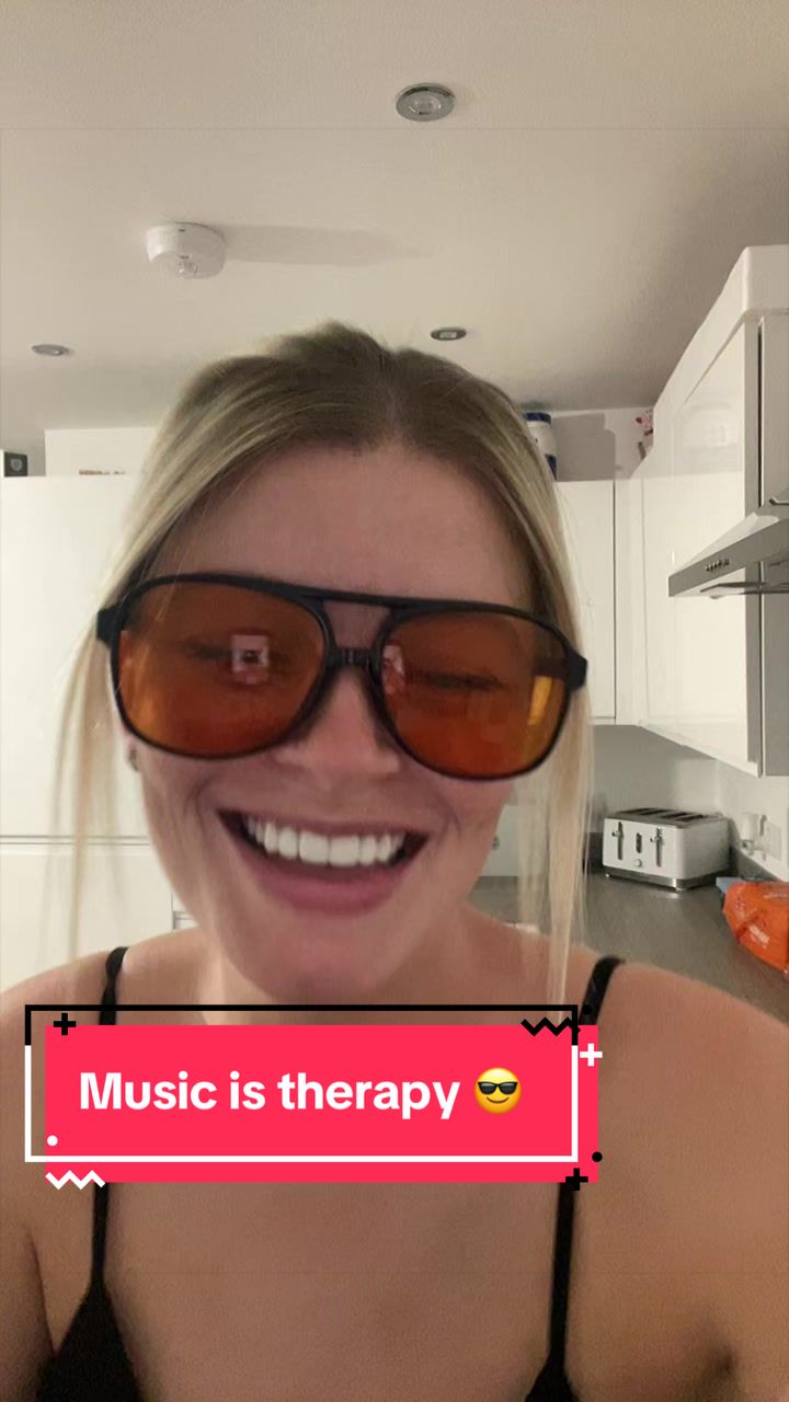 @melissabarsy