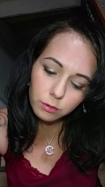 @Juliadarkfee
