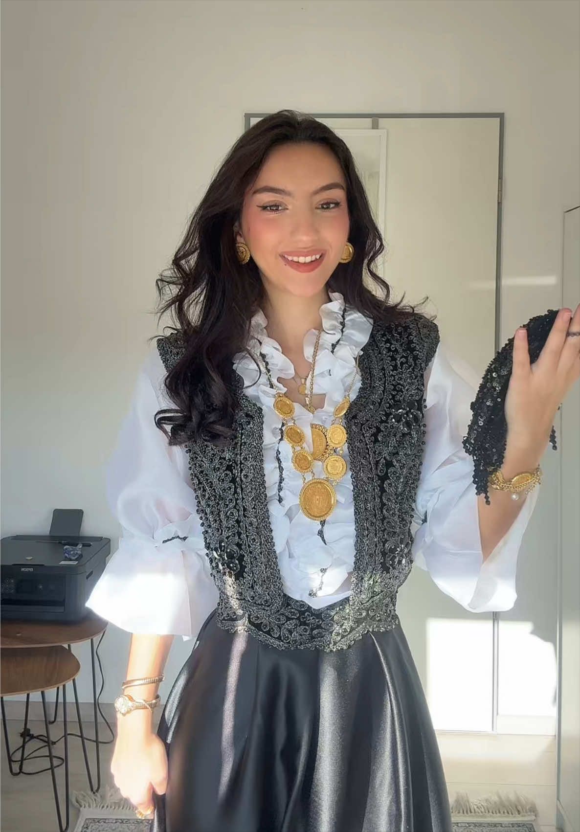 @artiolaselmani