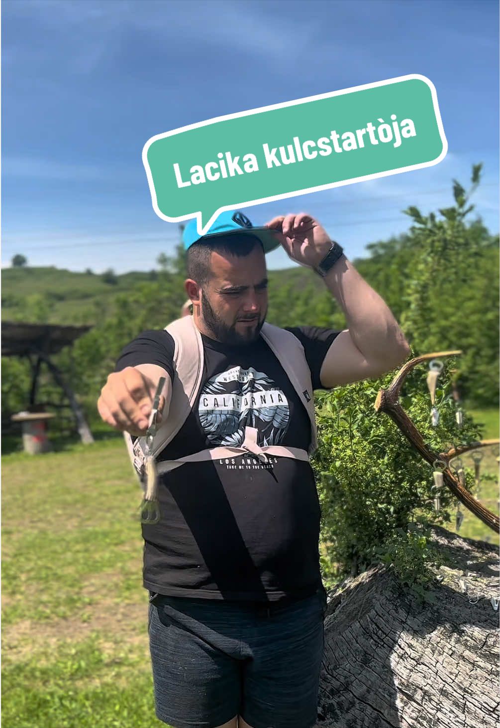 @KicsiV&aacute;ri