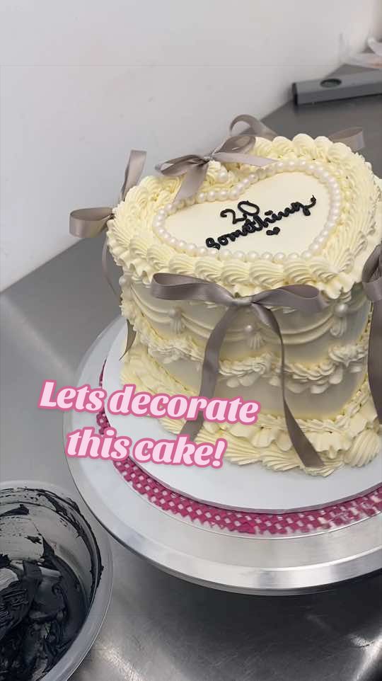 @Saida | Cake artist