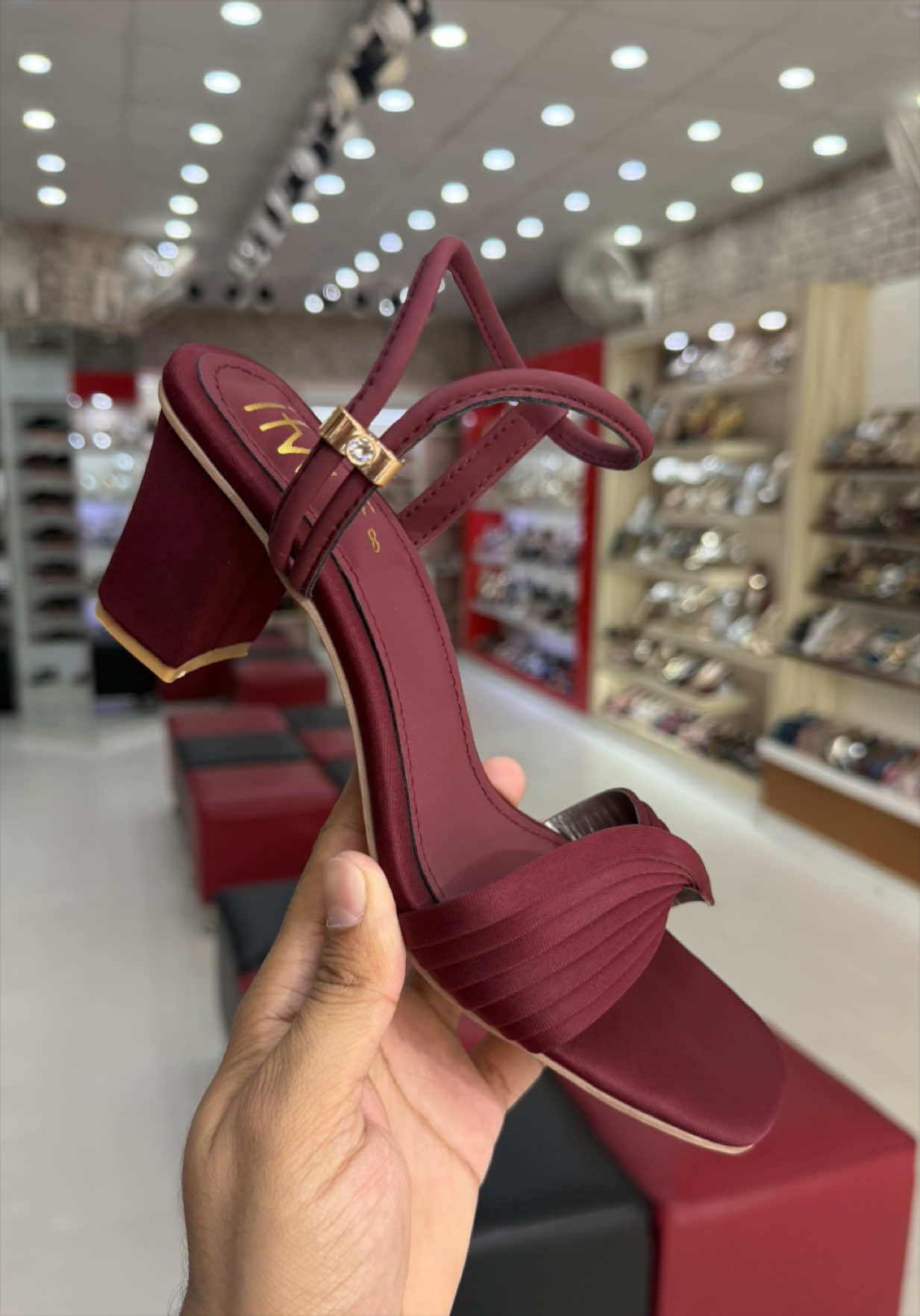 @English shoes Layyah