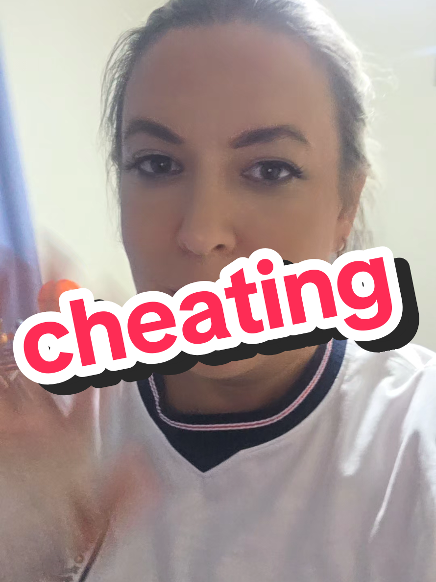 @maisielew09