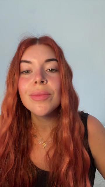 @Laura Riri