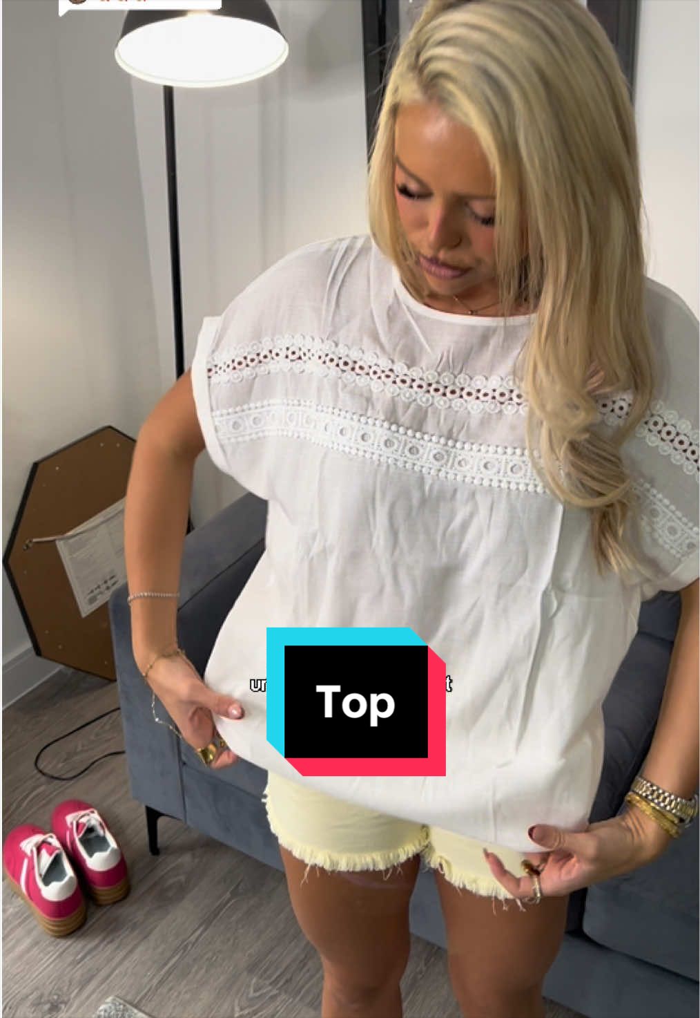 @shopwithlaursellis