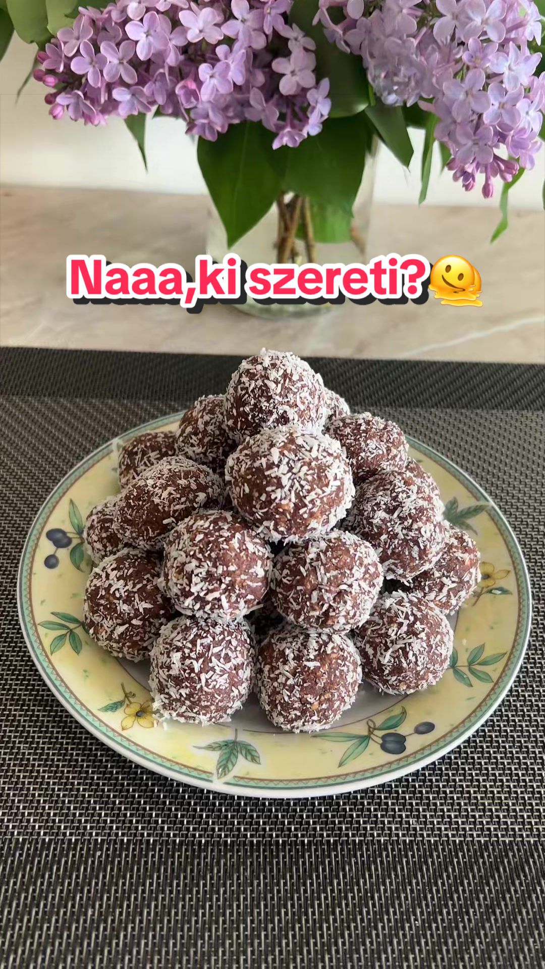 @Judit🇷🇺🇨🇭🇭🇺👨👩👧👦